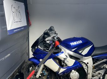 Yamaha R6