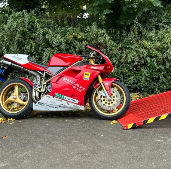 Ducati 916 collected by ETS Motorbike Transport